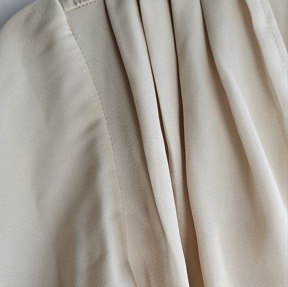 Max Studio Blouse V neck Elastic Band Belt Ivory Beige size  L - Picture 5 of 7
